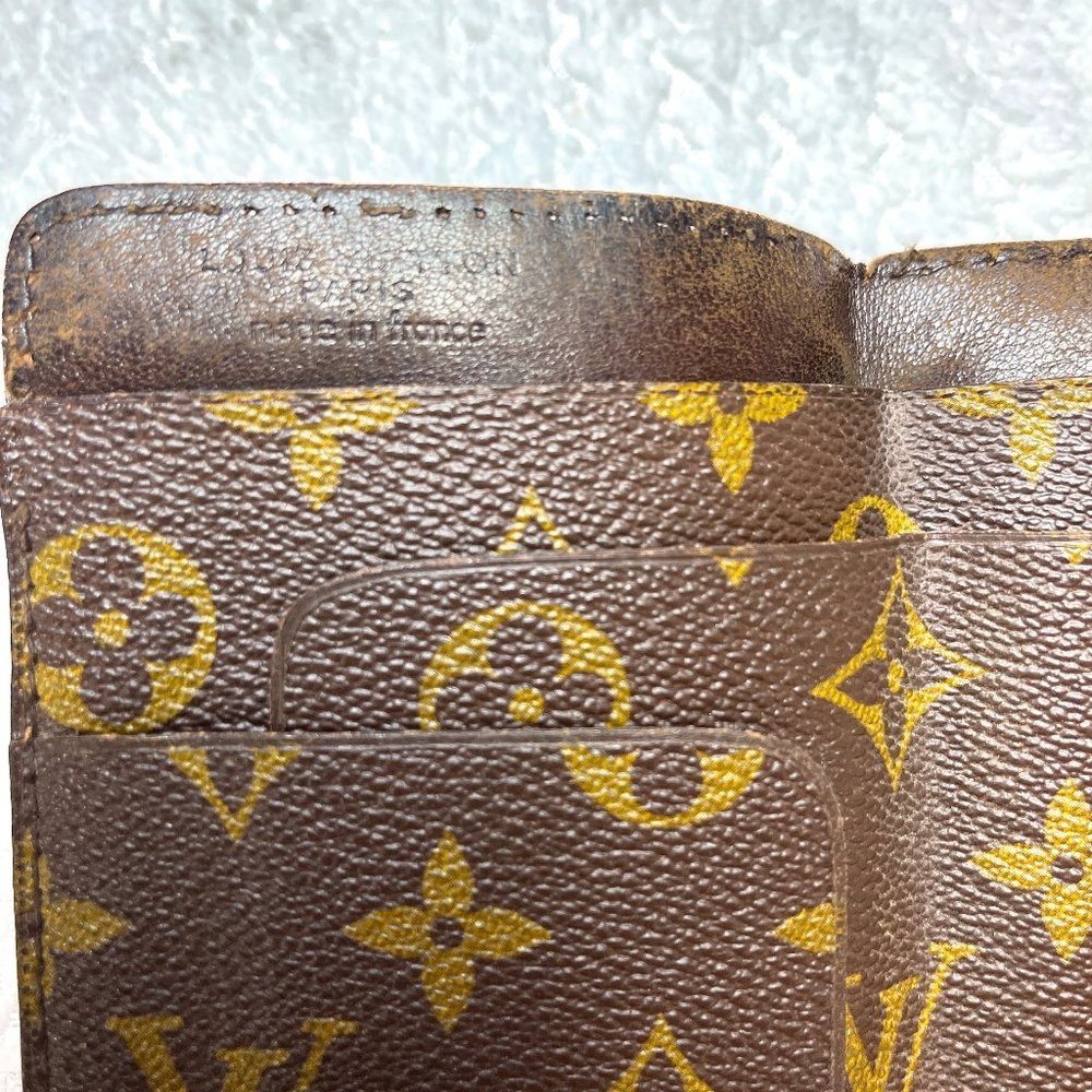 Auc LOUIS VUITTON Vintage Rare Slim Wallet - Picture 3 of 16